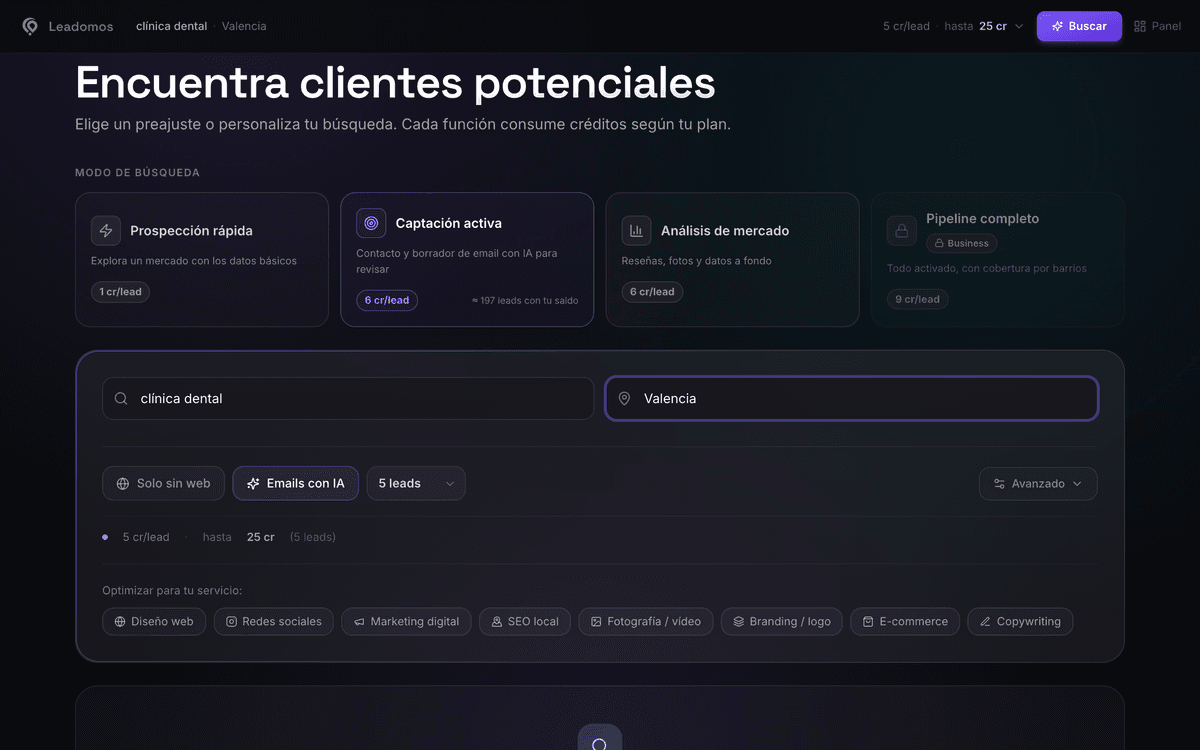 El buscador: sector, ciudad, número de resultados, servicio y modo.